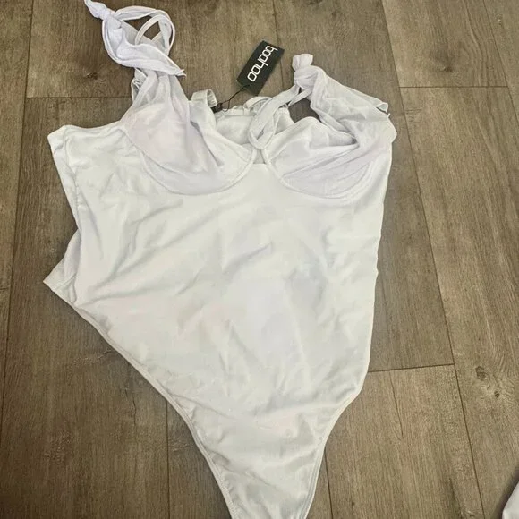 Boohoo Plus Tie Shoulder Underwired Swimsuit | Size 24 | NWT 💖 - Picture 2 of 4